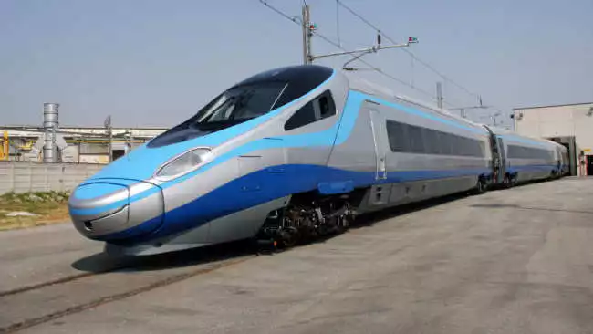 Program Luxtorpeda 2.0: czy doczekamy się szybkich i tanich pociągów?
