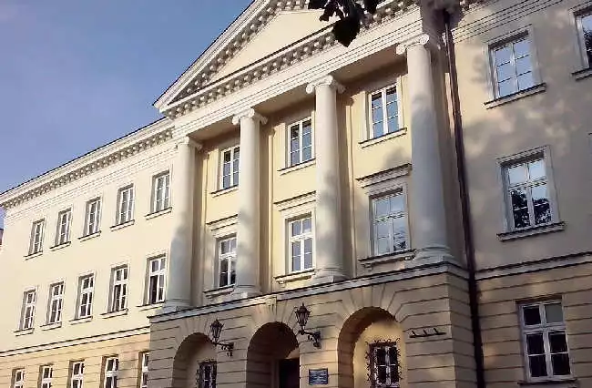 Szklany sufit polskich uczelni: niezłe w Europie Środkowo-Wschodniej, słabe na świecie