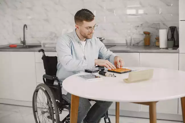 Schodołaz Liftkar PTR – świetne rozwiązanie dla osób na wózku