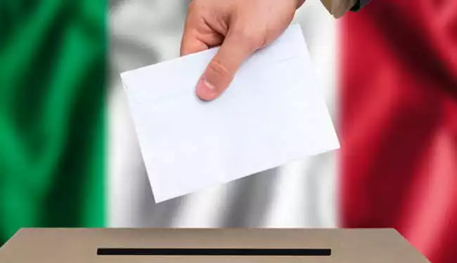 Połowa Włochów poparła populistów. Co dalej?