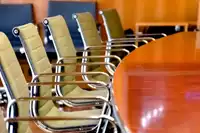 krzesła konferencyjne używane